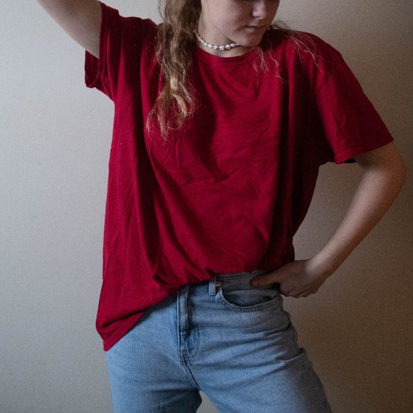 Oversized red tee - Picture 2 of 3